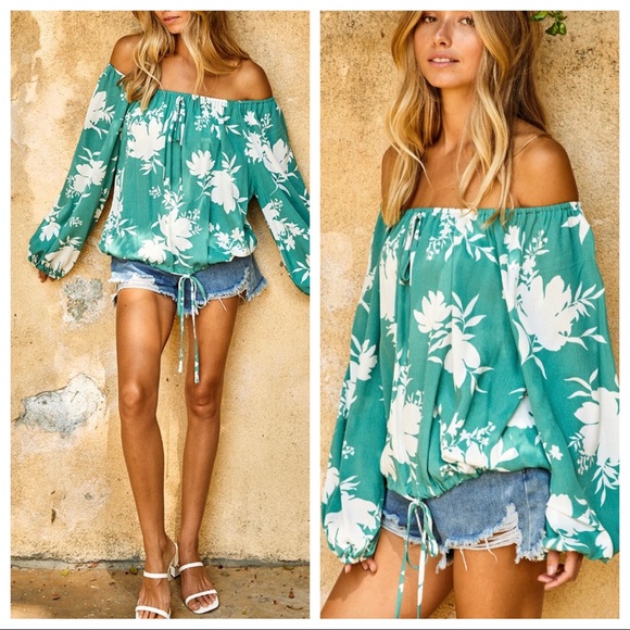 Boho Chic Fabulous Print On or Off The Shoulder Top -Tropical print - Picture 5 of 5